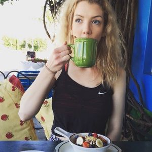Meet your Posher, Camille